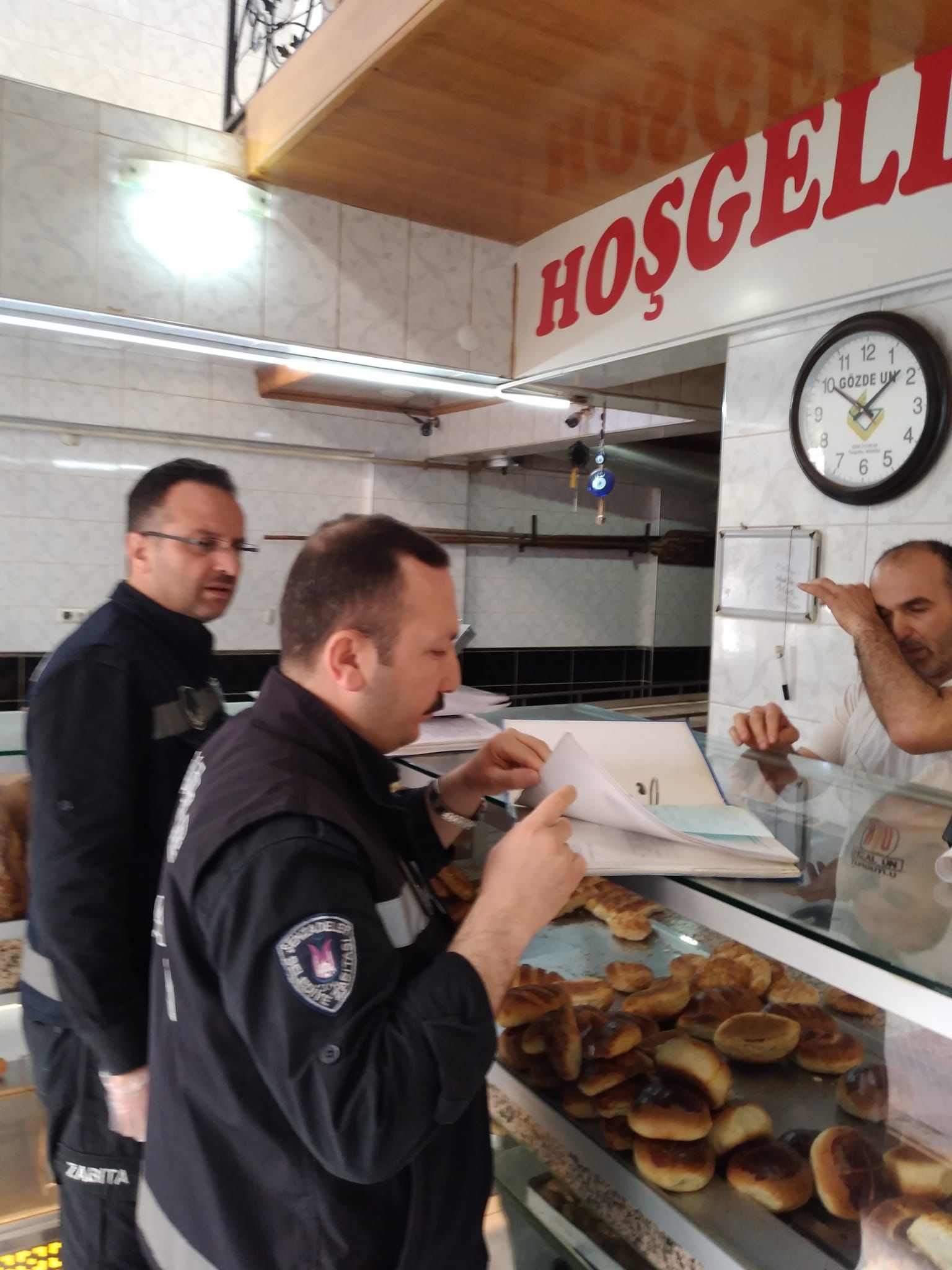 Manisa Şehzadeler zabıtası tatlıcılar ve fırıncıları denetledi