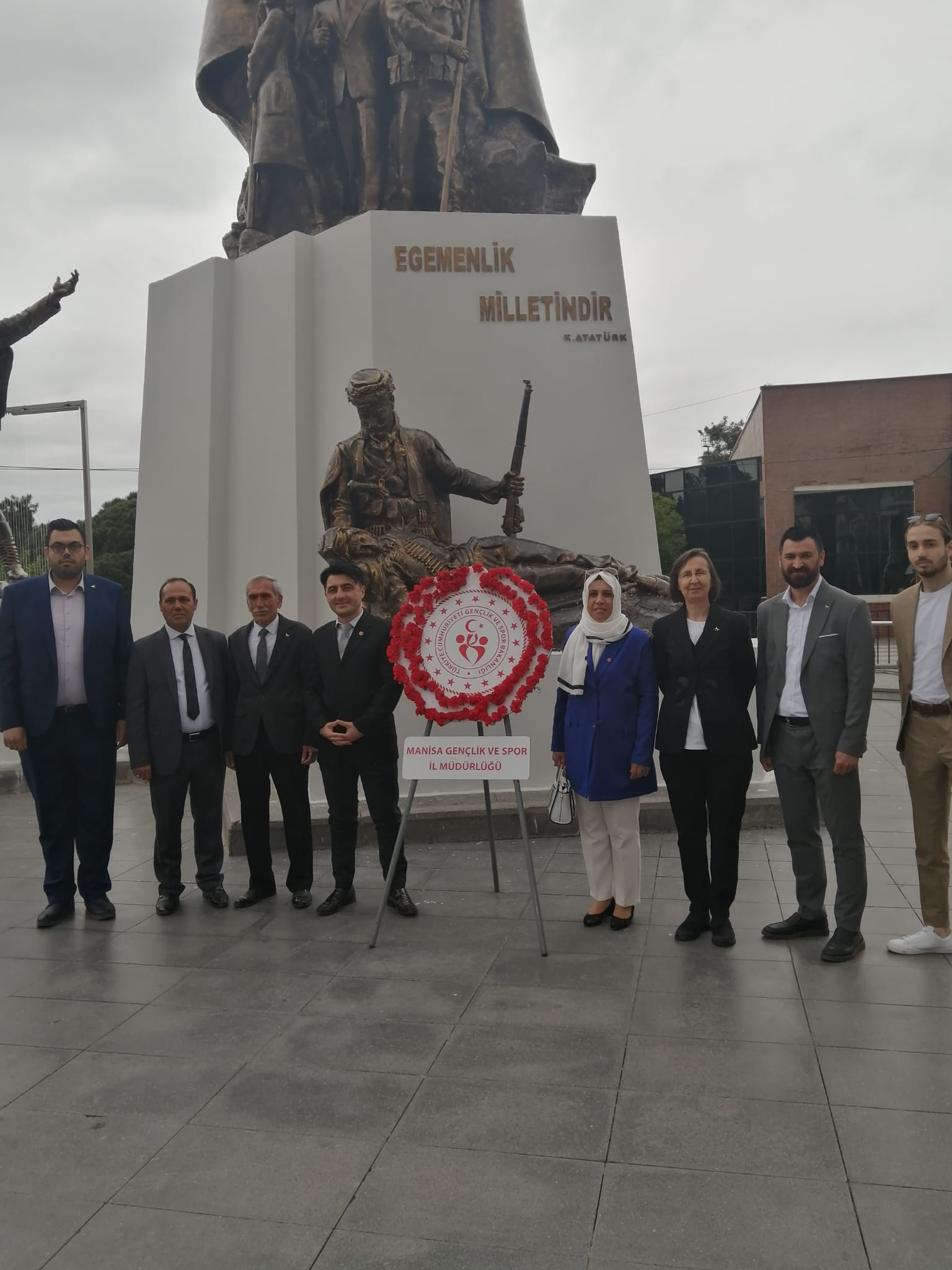 Saadet Partisi Manisa’da esnafın sorunlarını dinledi