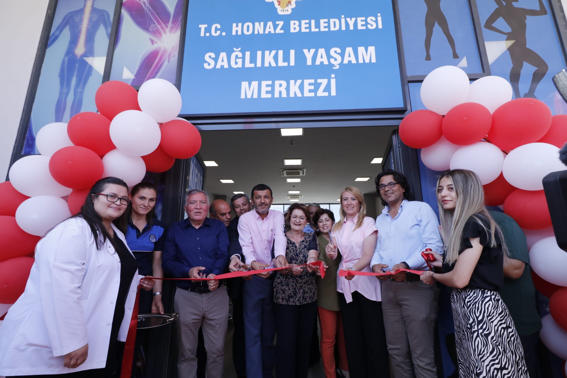 “HONAZ SAĞLIKLI YAŞAM MERKEZİ” HİZMETE AÇILDI