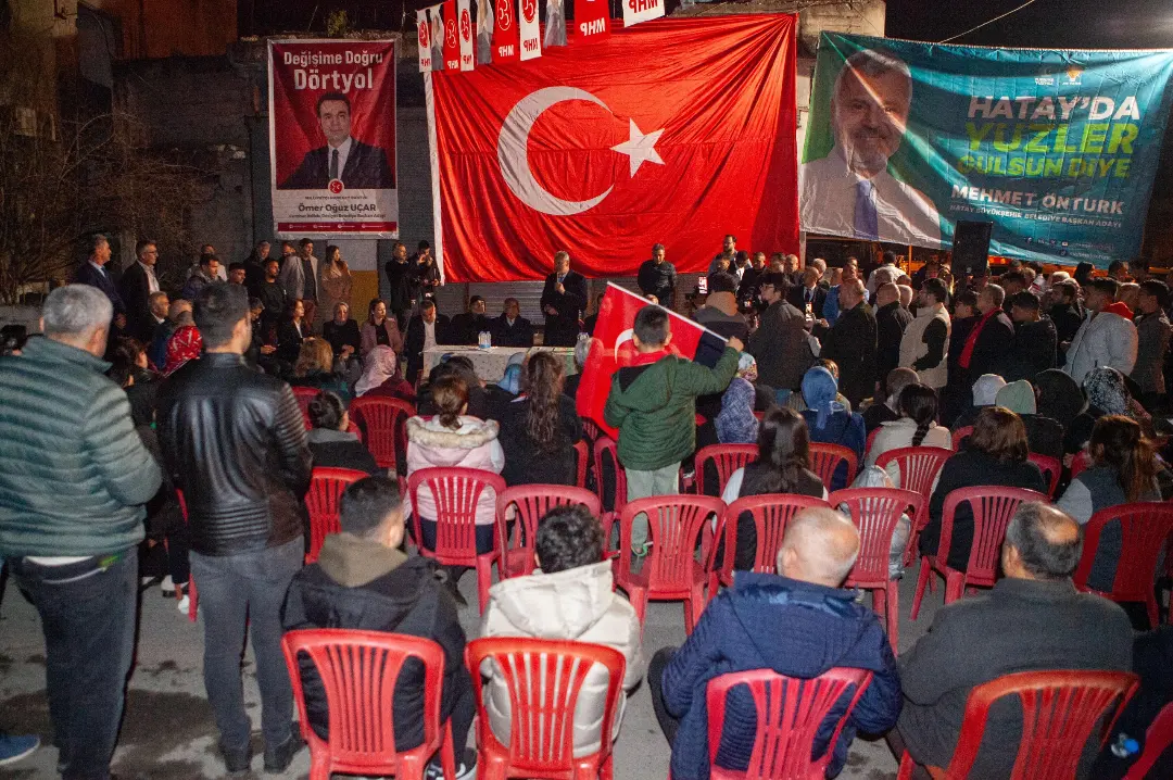 CUMHUR’UN ZAFER MEŞALESİNE DÖRTYOL GÜÇ KATTI