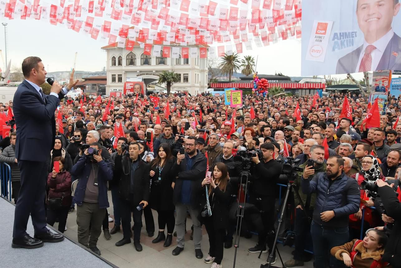 CHP ADAYI AKIN:ESNAFI,İŞ İNSANINI TEHDİT EDECEK OLANIN ALNINI KARIŞLARIM